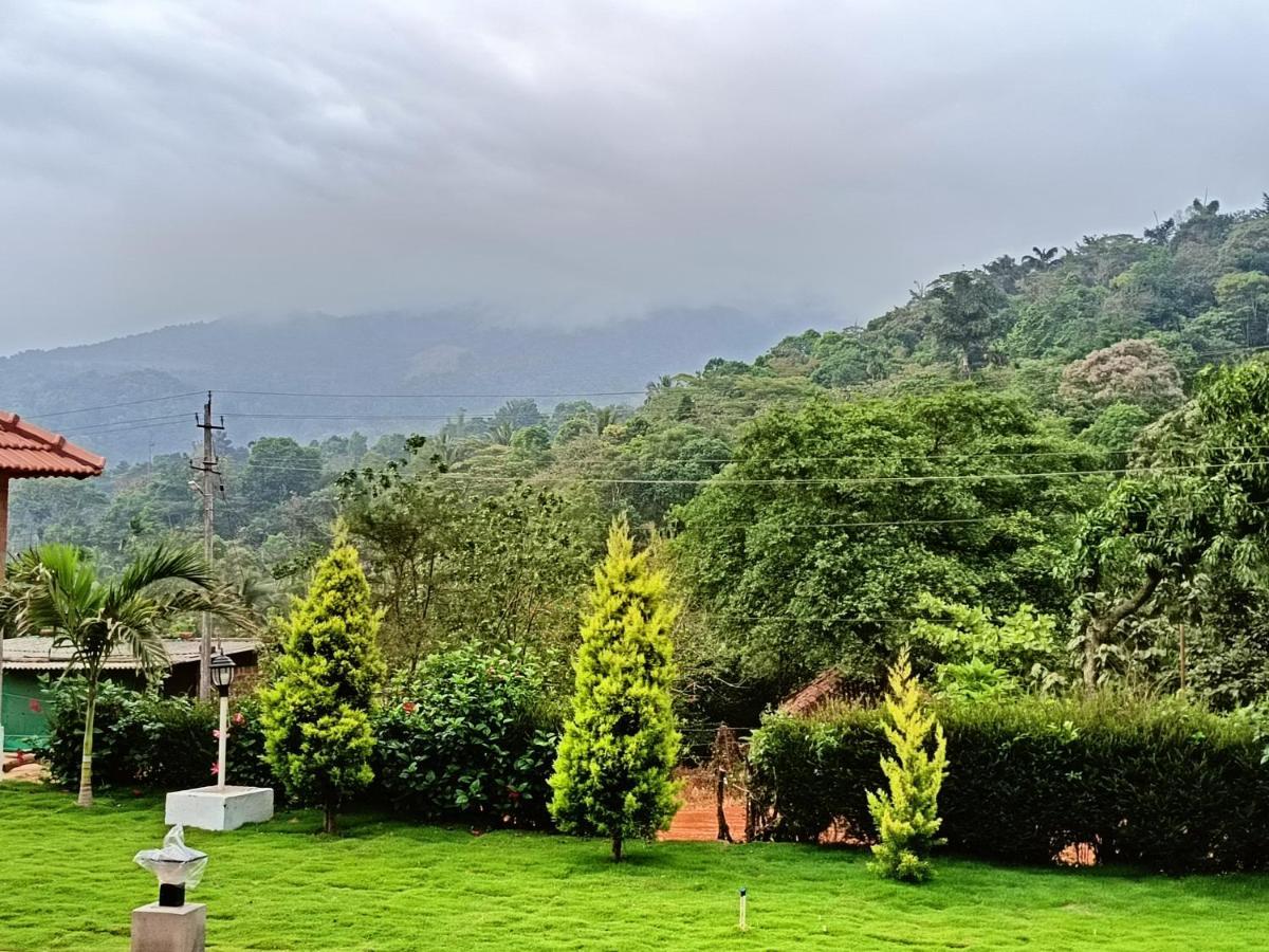 Hill Crest Resort - Coorg Tulsa Exterior foto
