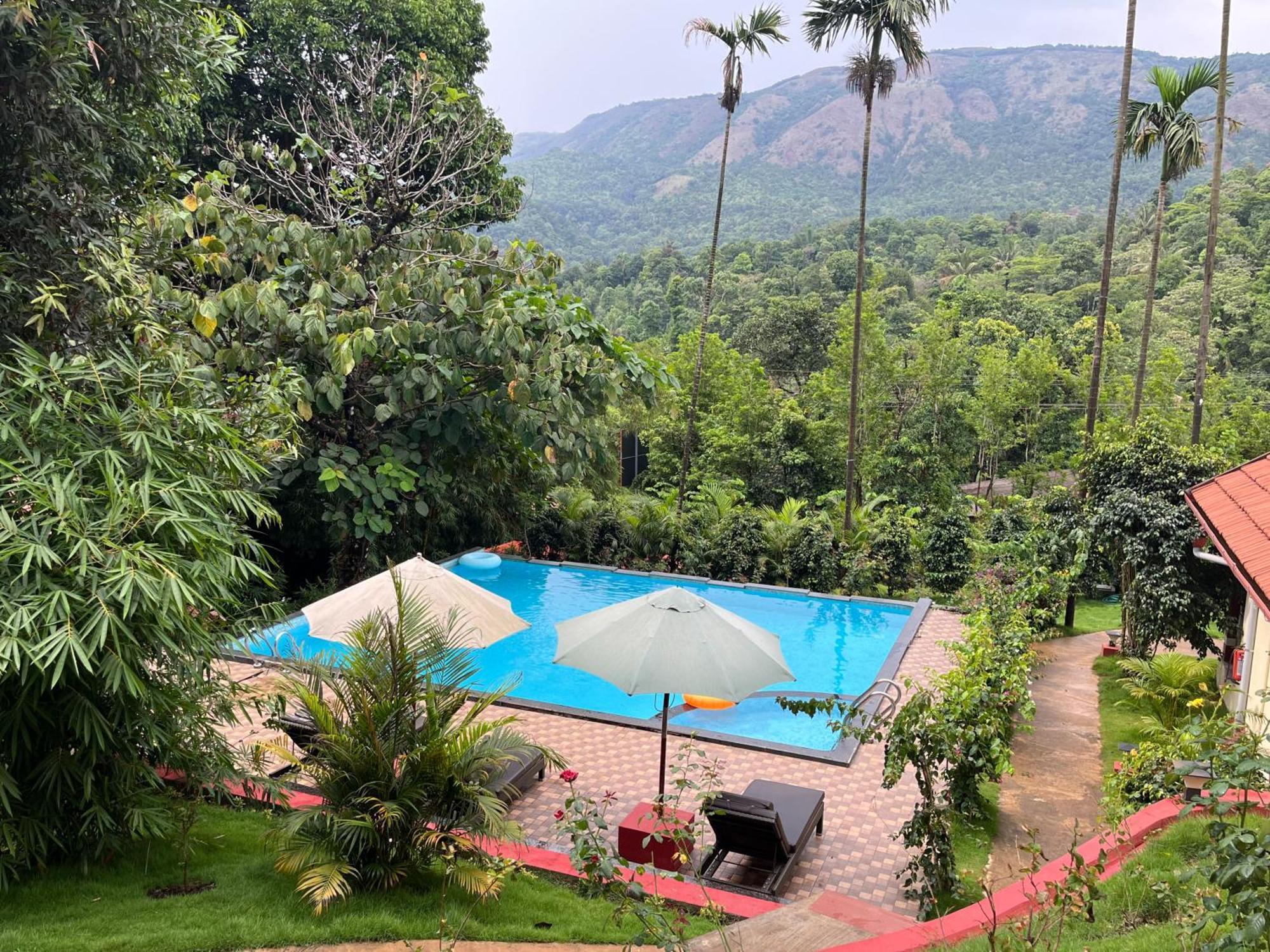 Hill Crest Resort - Coorg Tulsa Exterior foto